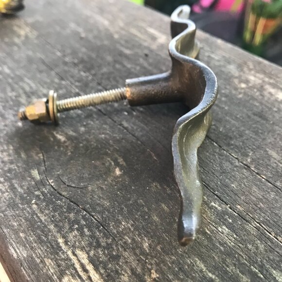 Metal Drawer Cabinet Knob Pull Leaf Hardware Handle Vintage Home Décor - Picture 2 of 3